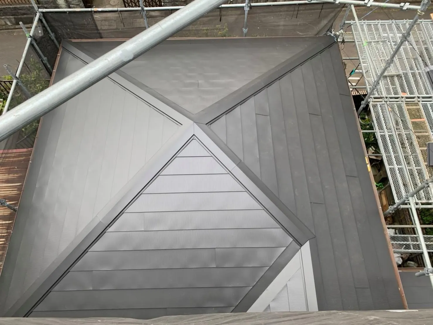 屋根工事11:瓦葺き替え